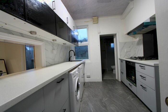 3 Bedroom Terraced House To Rent In Malvern Road, Thornton Heath, CR7