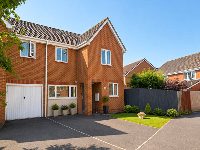 3 Bedroom Semi-Detached House For Sale In Ellan Hay Road, Bradley Stoke, BS32