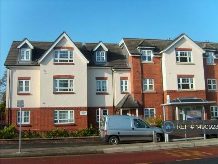 2 Bedroom Flat To Rent In Sagars Road, Wilmslow, SK9
