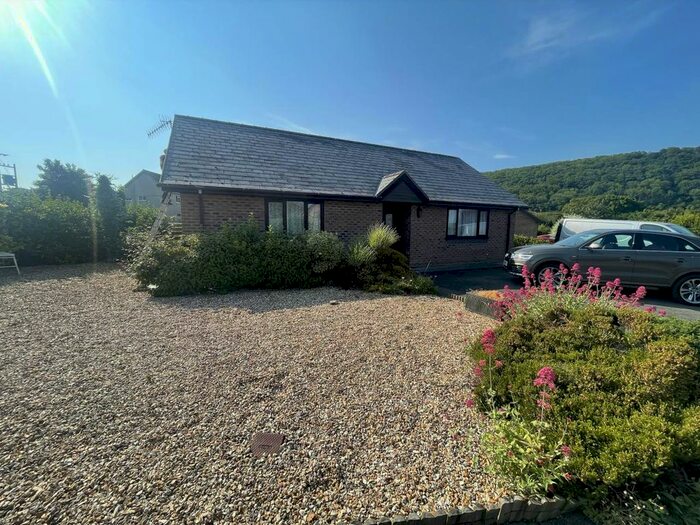 2 Bedroom Bungalow To Rent In Bro Nant Cellan, Clarach, Aberystwyth, SY23
