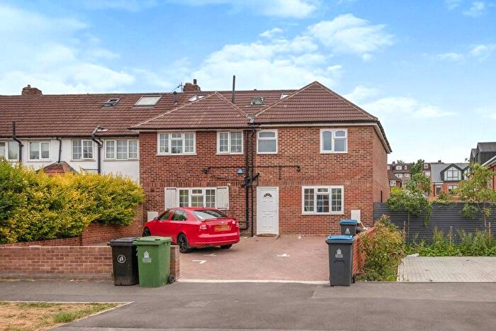 5 Bedroom Maisonette To Rent In Lower Marsh Lane, Kingston Upon Thames, KT1