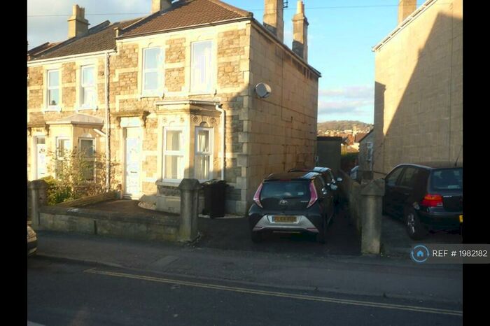 6 Bedroom Semi-Detached House To Rent In Stanley Road West, Bath, BA2