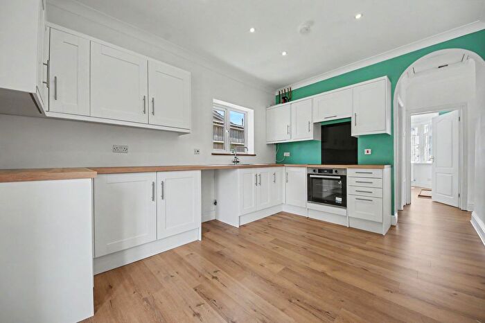 2 Bedroom Detached Bungalow For Sale In Caxton Avenue, Bitterne, SO19