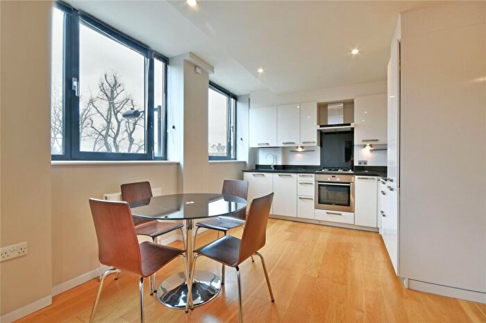 2 Bedroom Flat To Rent In West End Lane, West Hampstead, NW6