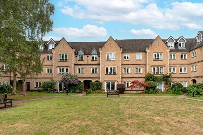 1 Bedroom Retirement Property For Sale In White House Road, Oxford, OX1