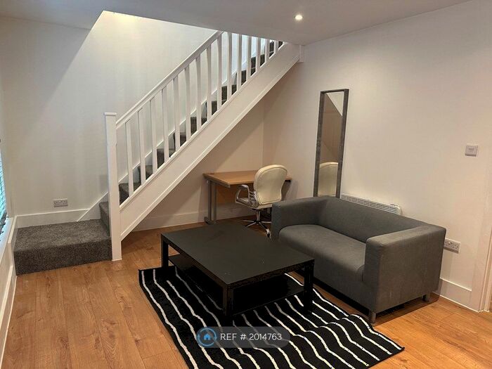 1 Bedroom Maisonette To Rent In Barking Road, London, E6