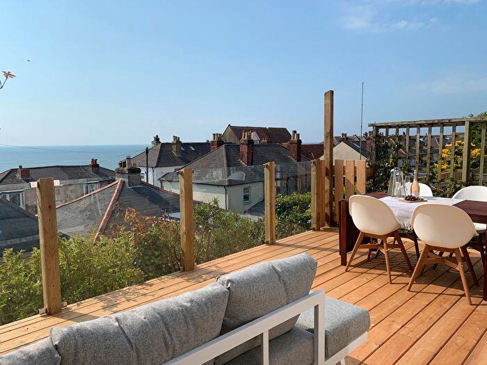 3 Bedroom Terraced House To Rent In North Street, Ventnor, PO38