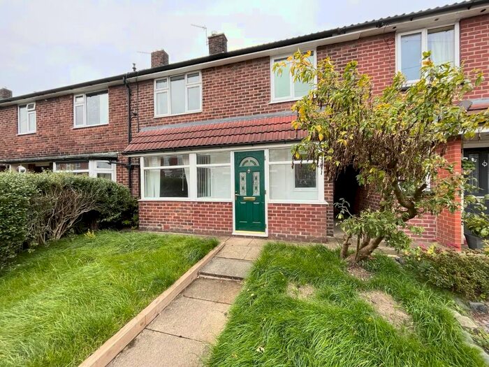 3 Bedroom Terraced House To Rent In Beech Avenue, Radcliffe, Manchester, M26