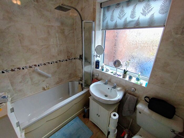 2 Bedroom Detached Bungalow For Sale In Rectory View, Talke Pits, Stoke-On-Trent, ST7