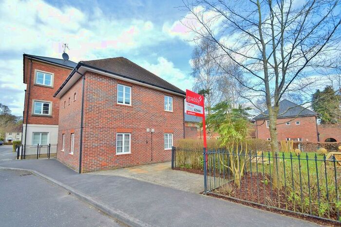 1 Bedroom Flat To Rent In Winchester, SO22