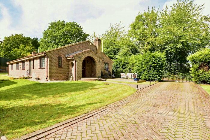 4 Bedroom Bungalow For Sale In Scragged Oak Road, Detling, Maidstone, Kent, ME14