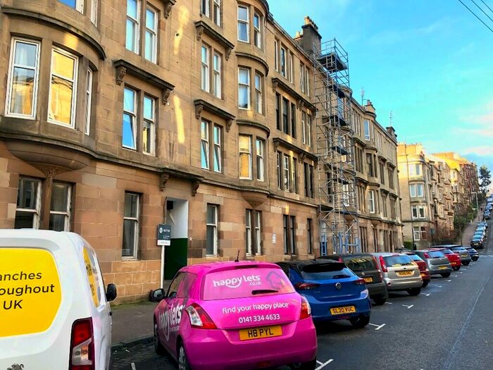 2 Bedroom Ground Flat To Rent In Gardner Street, Glasgow, G11