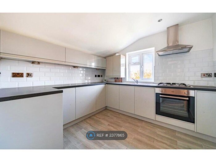 1 Bedroom Flat To Rent In London, London, SE18