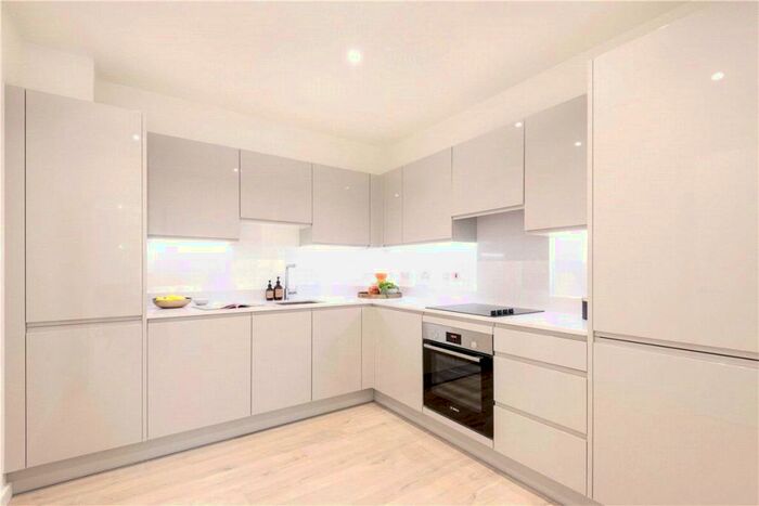 2 Bedroom Apartment To Rent In Heartwell Avenue, London, E16