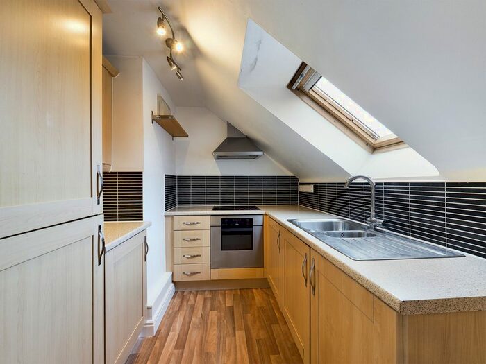 1 Bedroom Flat To Rent In Little Mill Court, Stroud, Gloucestershire GL5