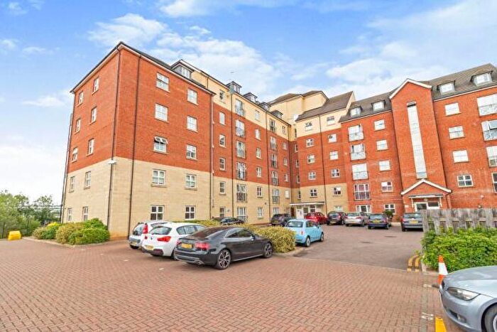 2 Bedroom Apartment To Rent In Wheelwright House, MK42