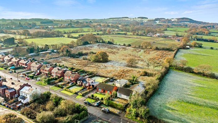 4 Bedroom Bungalow For Sale In Wood Lane, Heskin, PR7