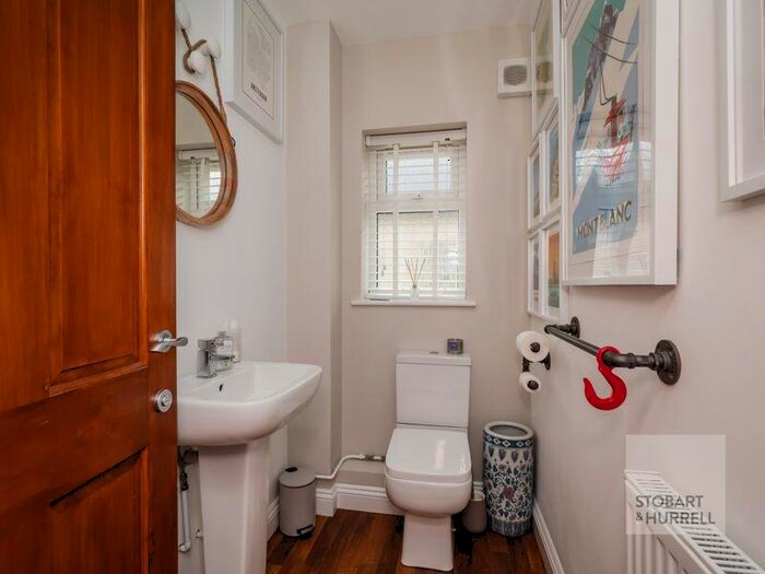 4 Bedroom Detached House For Sale In Lonsdale Road, Rackheath, Norfolk, NR13