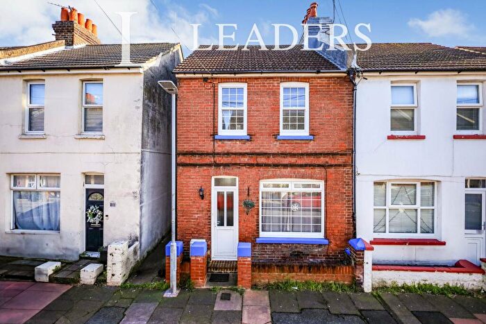 2 Bedroom End Of Terrace House To Rent In Sydney Road, BN22