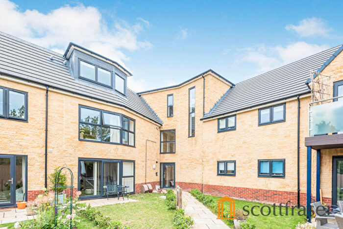 1 Bedroom Apartment To Rent In Old Orchard Court, OX28