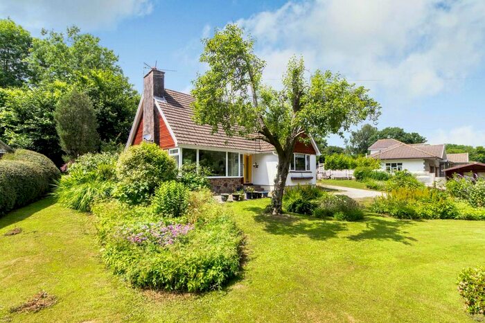 3 Bedroom Detached House For Sale In Coedypaen, Pontypool, Monmouthshire, NP4