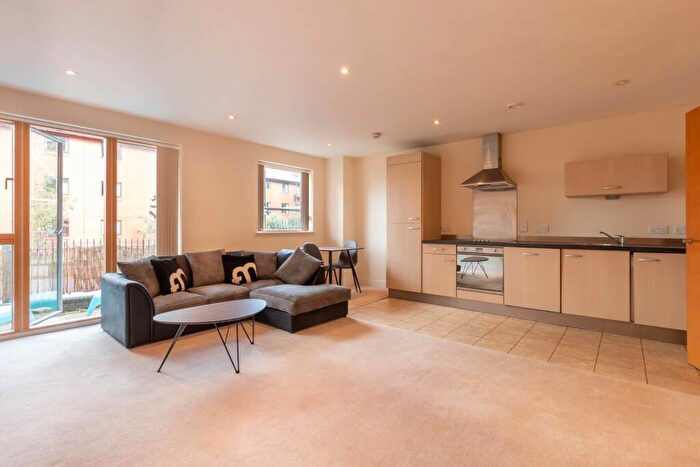 2 Bedroom Apartment To Rent In Canal Wharf, Waterfront Walk, B1