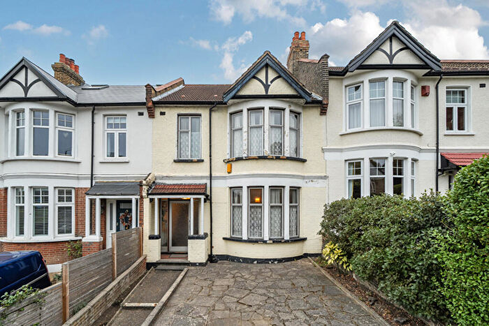 3 Bedroom Terraced House For Sale In Shooters Hill, London, SE18