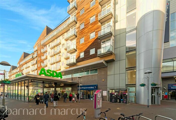 2 Bedroom Flat To Rent In Tilley Road, Feltham, TW13