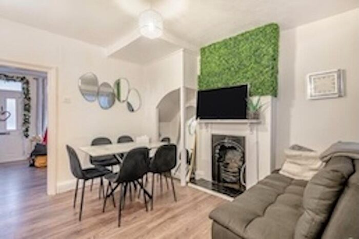 2 Bedroom Terraced House For Sale In Napier Road, Gravesend, Kent, DA11