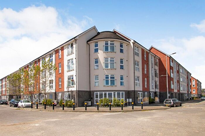 1 Bedroom Apartment For Sale In Jefferson Avenue, Poole, BH15