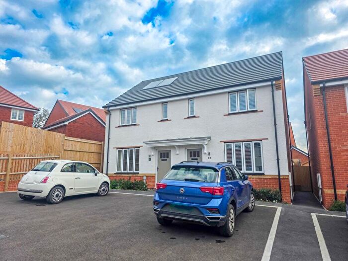 2 Bedroom Semi-Detached House To Rent In Wimborne, BH21