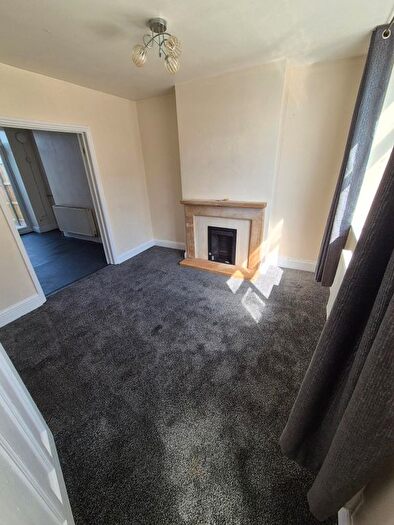 2 Bedroom Terraced House To Rent In Albert Road, Halesowen, B63