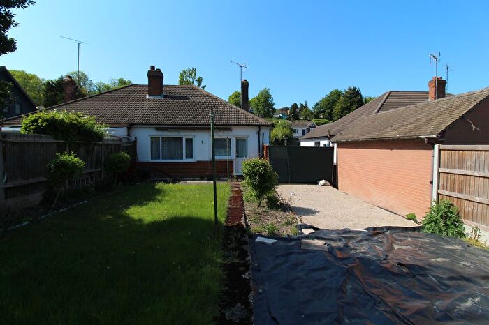 2 Bedroom Bungalow To Rent In Princes Avenue, Chatham, ME5