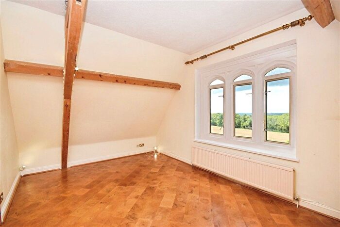 2 Bedroom Flat For Sale In Grenehurst Park, Capel, Dorking, Surrey, RH5