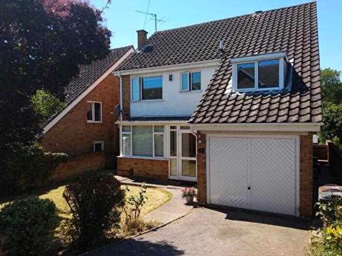 4 Bedroom Detached House To Rent In Hillside Way, Northampton, NN3