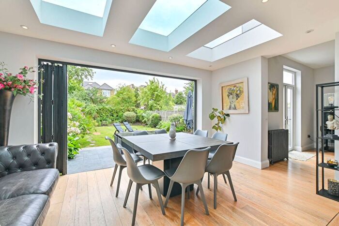 5 Bedroom Property To Rent In Dawson Road, Gladstone Park, London, NW2