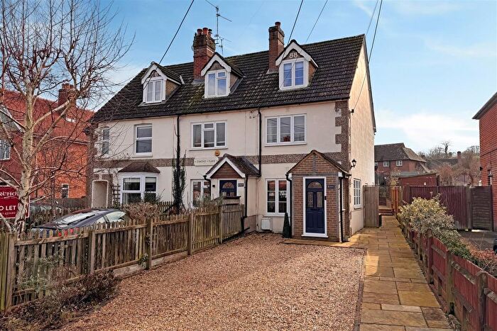 3 Bedroom End Of Terrace House For Sale In Woodside Road, Chiddingfold, Godalming, GU8