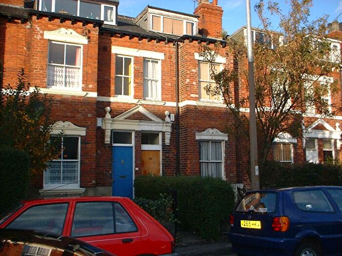 4 Bedroom House To Rent In Bennett Road, Headingley, Leeds, LS6