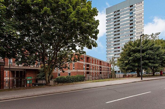 3 Bedroom Flat To Rent In Havenpool, Abbey Road, NW8
