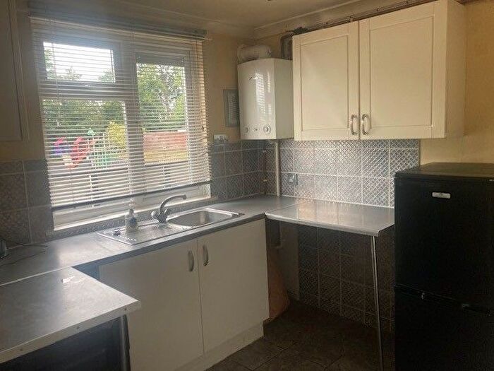 2 Bedroom Maisonette To Rent In Wolverton, Milton Keynes, MK12
