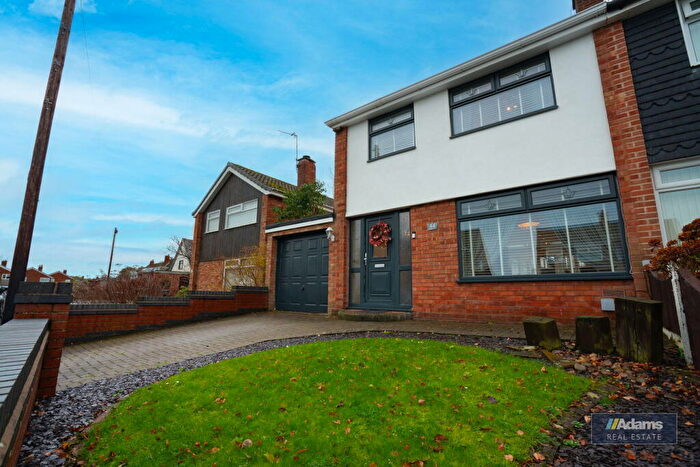 3 Bedroom Semi-Detached House For Sale In Arklow Drive, Hale Village, L24
