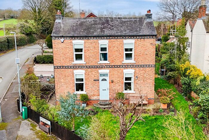 3 Bedroom Property For Sale In Main Street, Woodborough, NG14