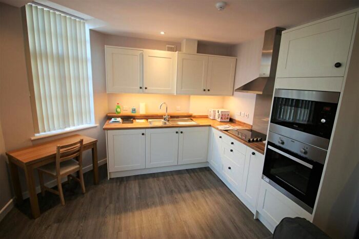 1 Bedroom Private Hall To Rent In , James Lane, LA1