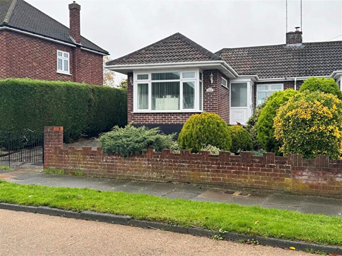 2 Bedroom Semi-Detached Bungalow For Sale In Mountain Ash Avenue, Leigh-On-Sea, SS9