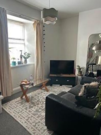 1 Bedroom End Of Terrace House To Rent In Melbourne Street, Stonehouse, Plymouth, Devon, PL1