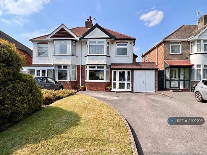 3 Bedroom Terraced House To Rent In Colebrook Road, Shirley, Solihull, B90