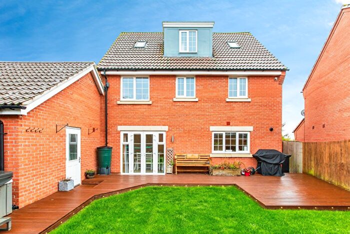 5 Bedroom Detached House For Sale In Anvil Crescent, Raunds, Wellingborough, NN9