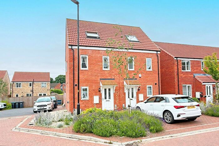 3 Bedroom Semi-Detached House For Sale In Pippin Close, Knaresborough, HG5