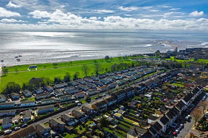 2 Bedroom Bungalow For Sale In Shoeburyness, Southend-On-Sea, SS3