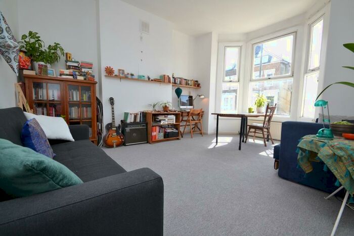 1 Bedroom Flat To Rent In Limes Grove Lewisham, SE13